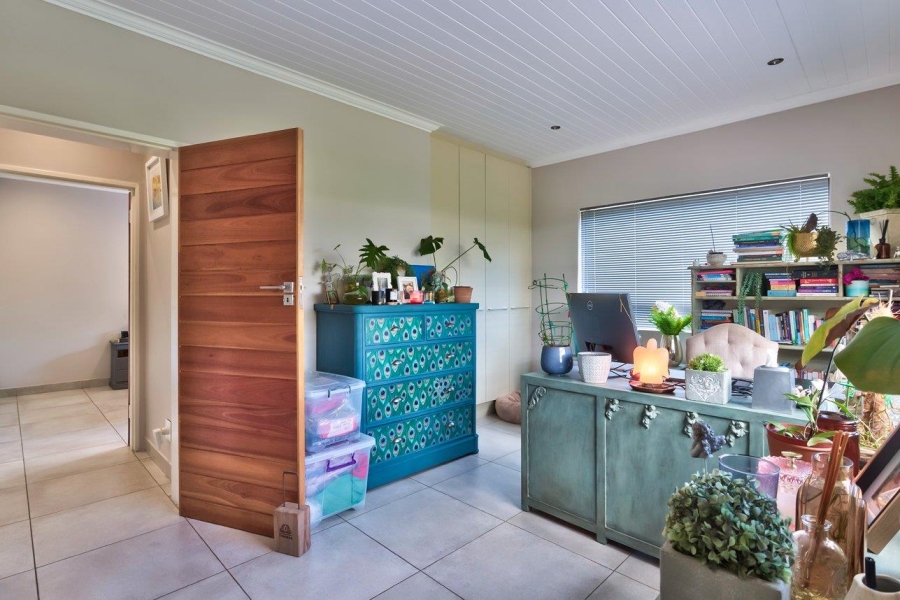 To Let 3 Bedroom Property for Rent in Kenridge Western Cape